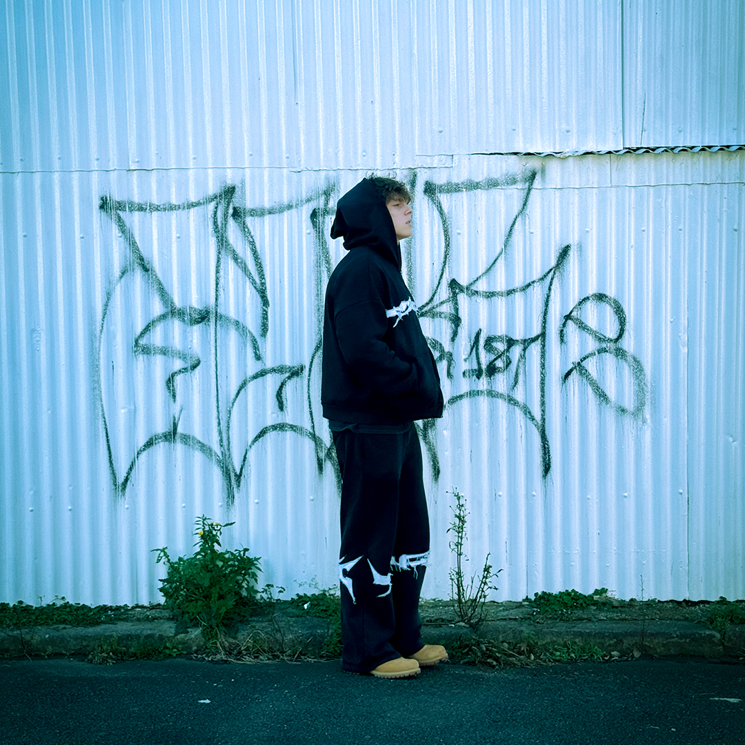 Frayed Noir Zip Up