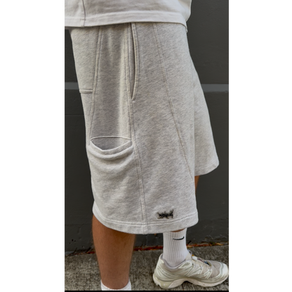 Grise Shorts